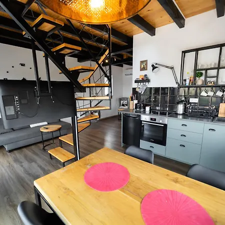 Huut 别墅 兹拉蒂博尔