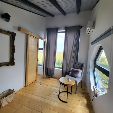Huut Villa