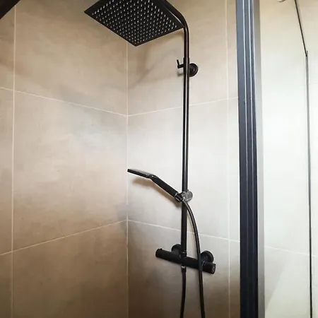 Huut * 兹拉蒂博尔