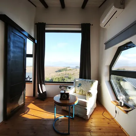 Huut 兹拉蒂博尔