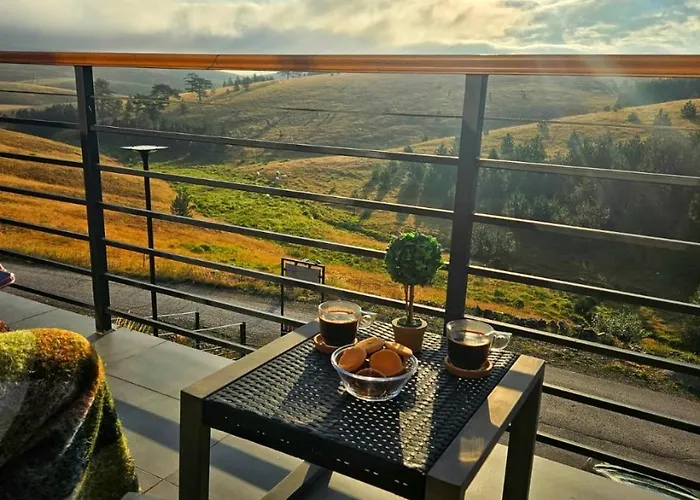 Huut * Ζλάτιμπορ