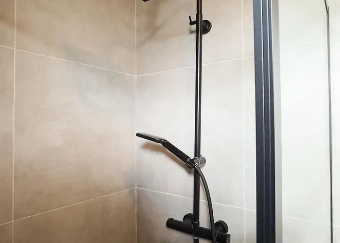 Huut * Ζλάτιμπορ